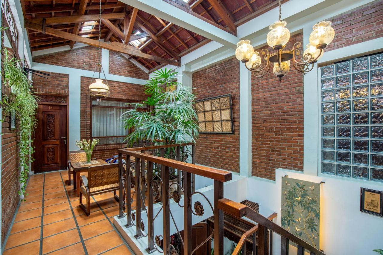 Sekararum Butik Syariah Guesthouse Bandung Exterior foto