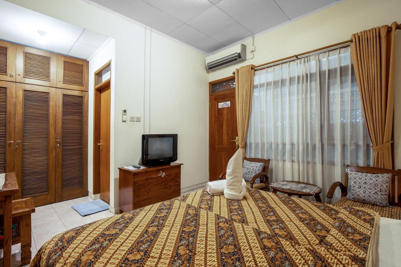 Sekararum Butik Syariah Guesthouse Bandung Exterior foto